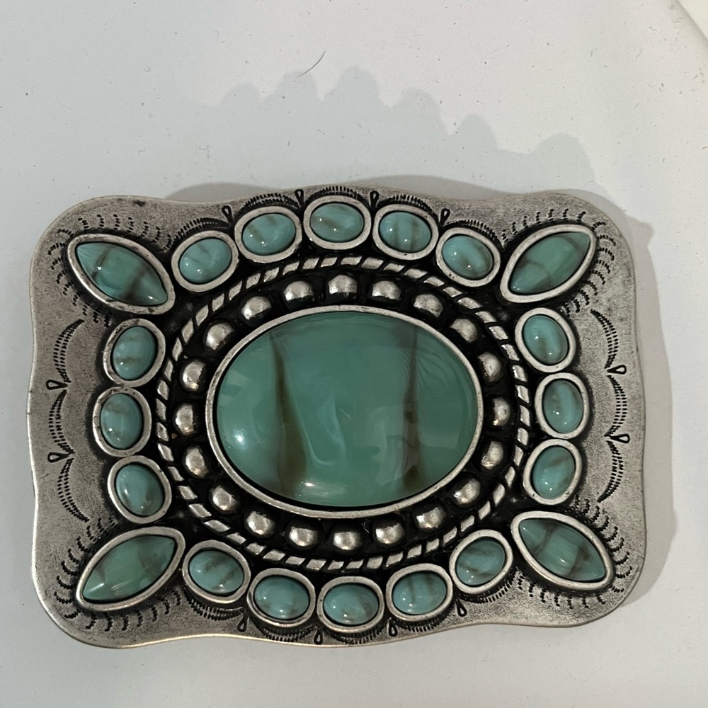 Belt buckle